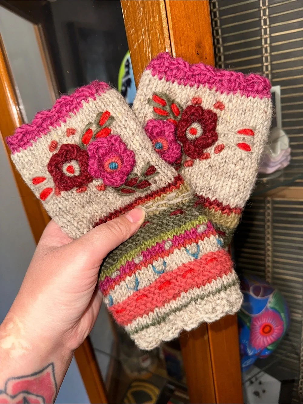 Handmade Floral Embroidered Knit Wrist Warmers - Pink & Cream